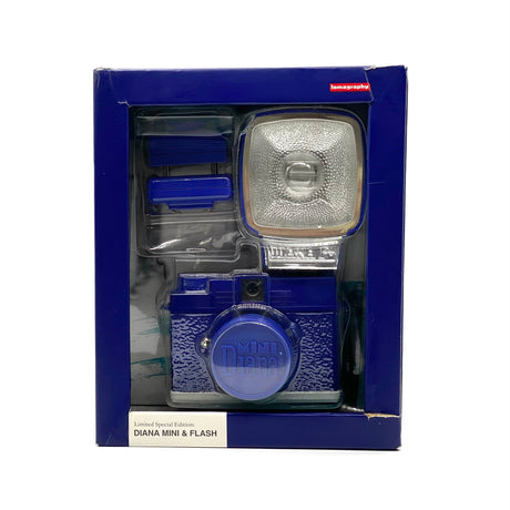 Diana Mini Camera w/ Flash - 中古相機
