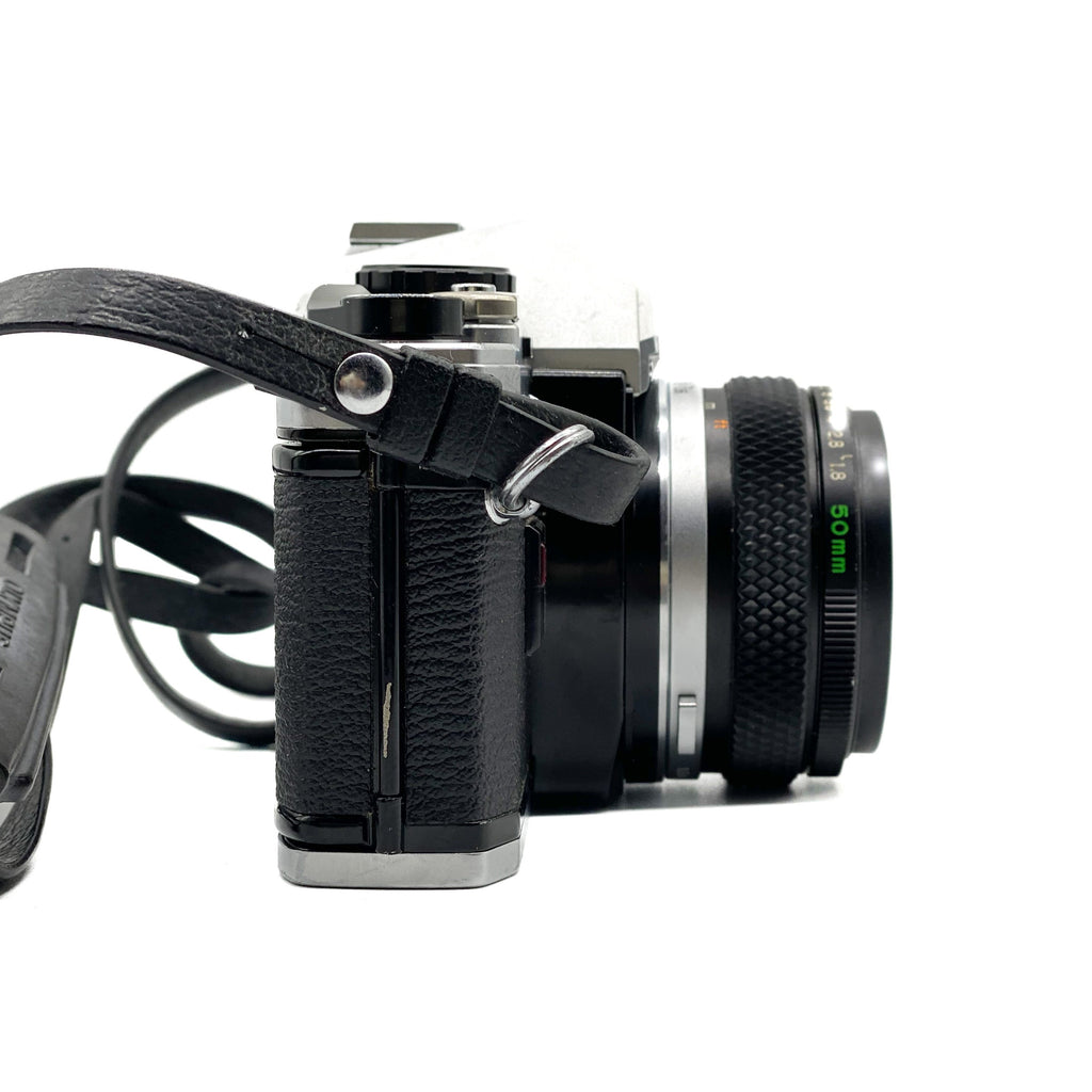 Olympus OM10 w/ OM-SYSTEM F.ZUIKO AUTO-S f/1.8 50mm - 中古相機