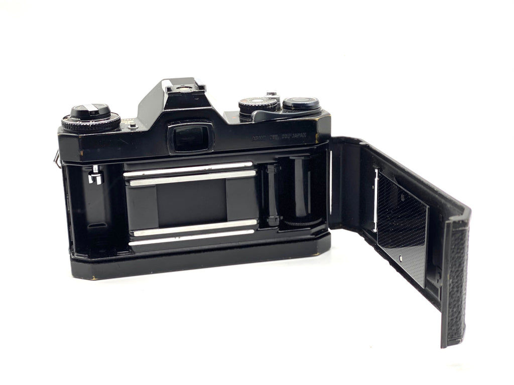 Pentax ESii w/ Super Takumar 55mm f/1.8 - 中古相機